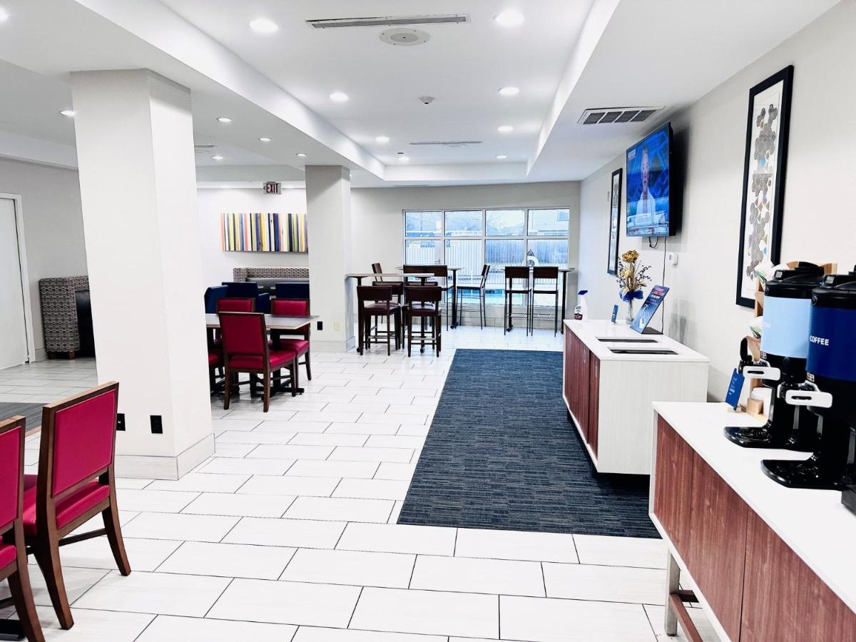 Holiday Inn Express & Suites Houston East - Baytown, An Ihg Hotel Exterior foto